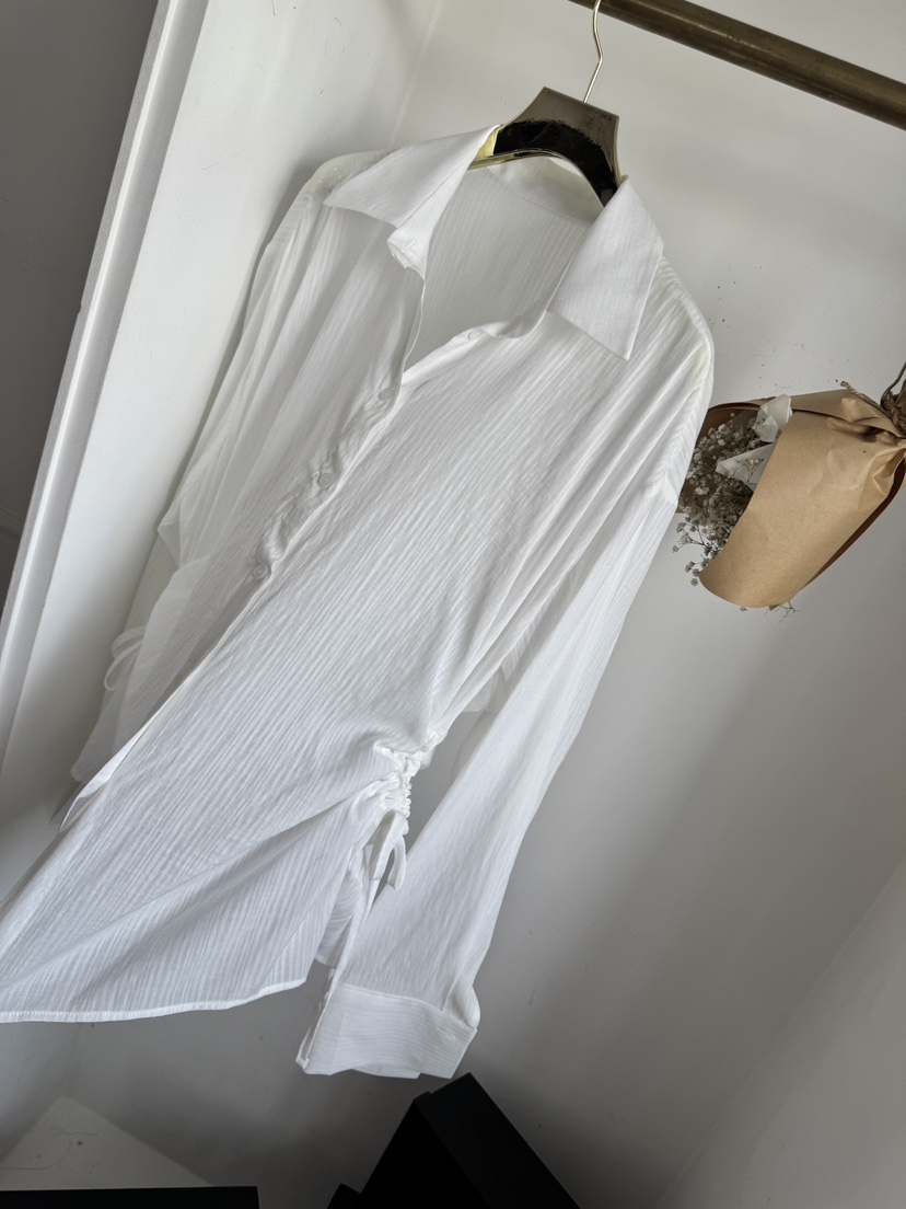 바츠韓國代購女士新款熱賣時尚26夏季26春夏襯衫蕾絲衫透視Vatz襯衫/蕾絲衫圖色2