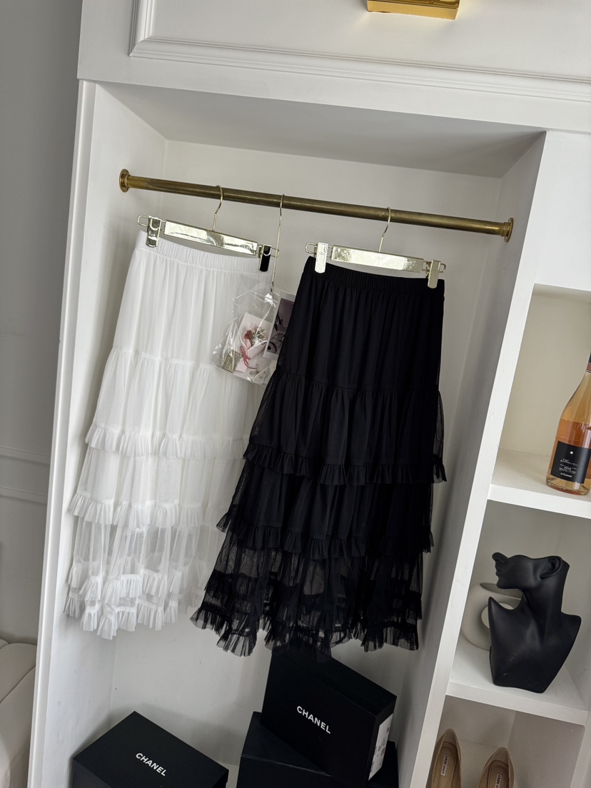 바츠韓國東大門直郵女士新品時尚推薦熱賣休閑職業人氣長裙Vatz長裙