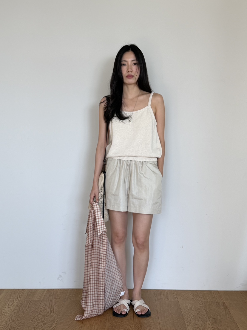 AMY GRACE-A韓國直郵女士新品人氣休閑熱賣職業吊帶背心AMY GRACE-A吊帶/背心