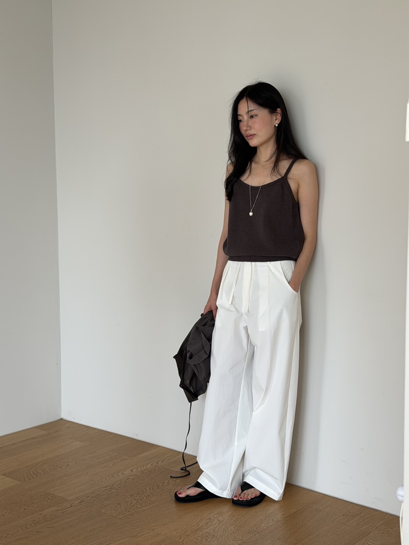 AMY GRACE-A韓國直郵女士新品人氣休閑熱賣職業吊帶背心AMY GRACE-A吊帶/背心