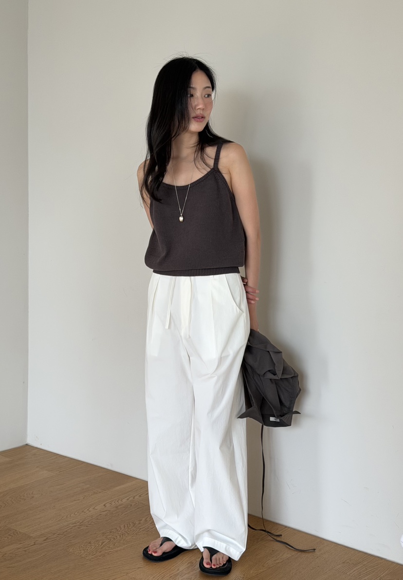 AMY GRACE-A韓國直郵女士新品人氣休閑熱賣職業吊帶背心AMY GRACE-A吊帶/背心