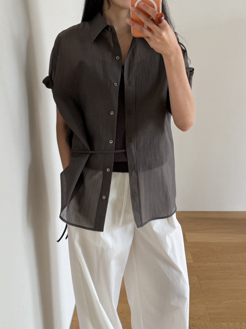 AMY GRACE-A東大門實拍女士新款26春夏熱賣推薦襯衫蕾絲衫AMY GRACE-A襯衫/蕾絲衫