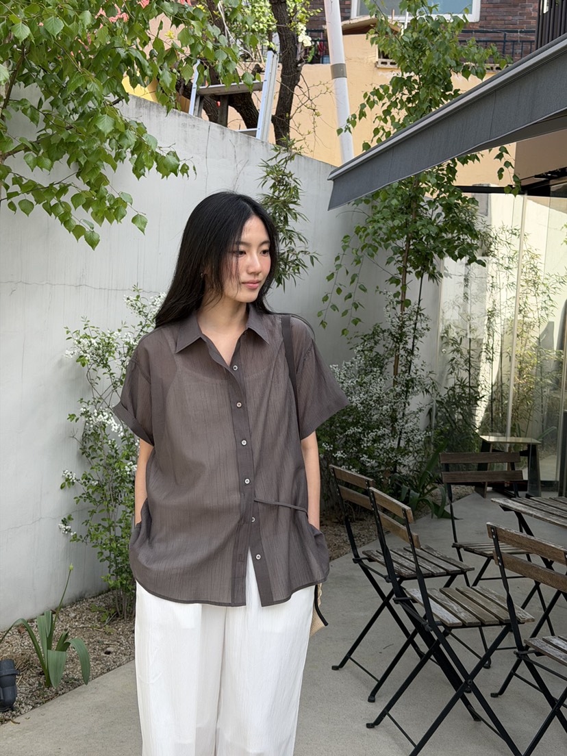 AMY GRACE-A東大門實拍女士新款26春夏熱賣推薦襯衫蕾絲衫AMY GRACE-A襯衫/蕾絲衫