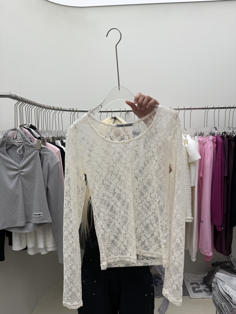 SEOLO韓國直郵女士新品休閑推薦時尚人氣長袖T恤奶油色蕾絲Seolo seoul長袖T恤圖色1