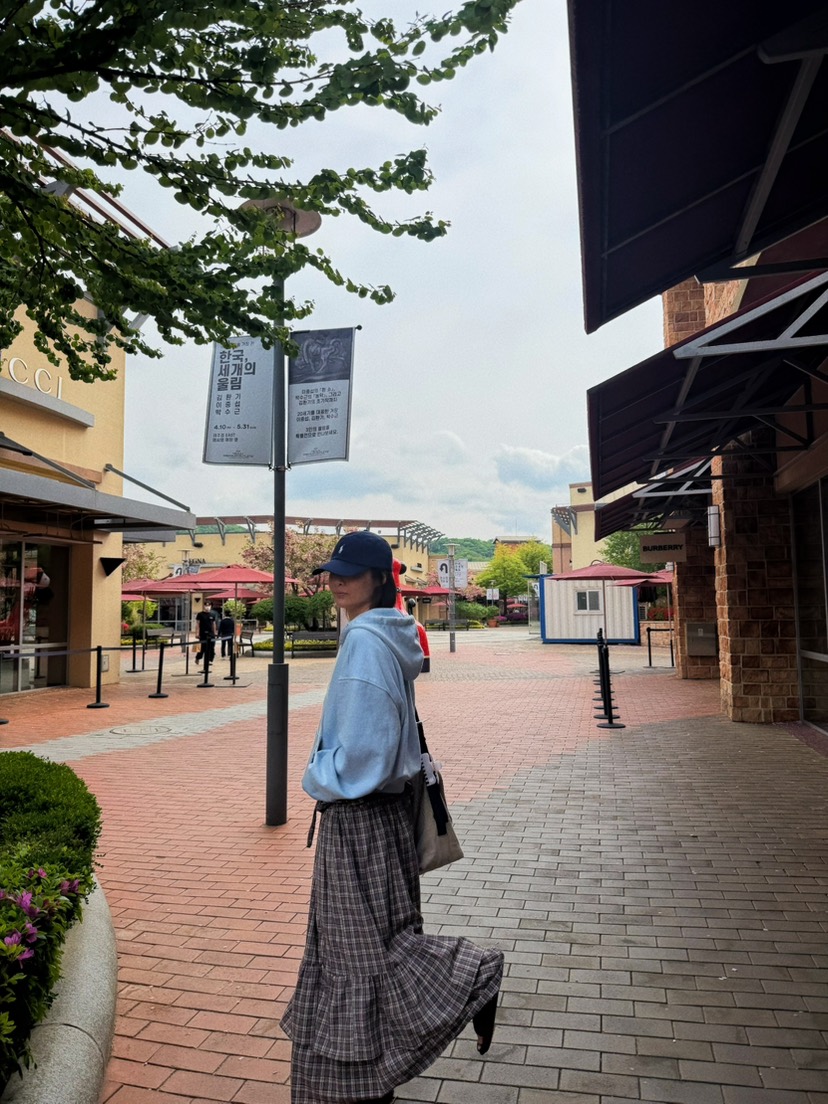 OLI SEOUL東大門實拍韓國女士新品休閑人氣熱賣26春夏長裙OLI SEOUL長裙