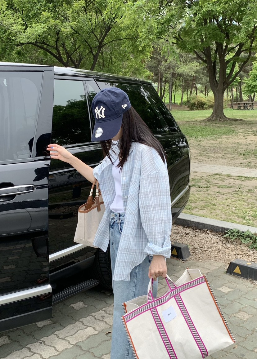 COURGETTE韓國東大門代購女士新品26夏季職業襯衫蕾絲衫格紋COURGETTE襯衫/蕾絲衫