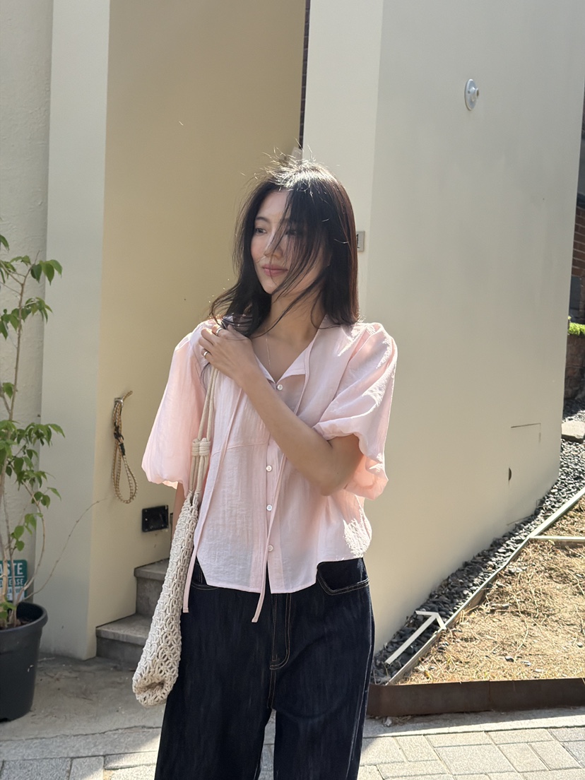 AMY GRACE-A東大門直郵女士新款熱賣26春夏真品襯衫蕾絲衫AMY GRACE-A襯衫/蕾絲衫