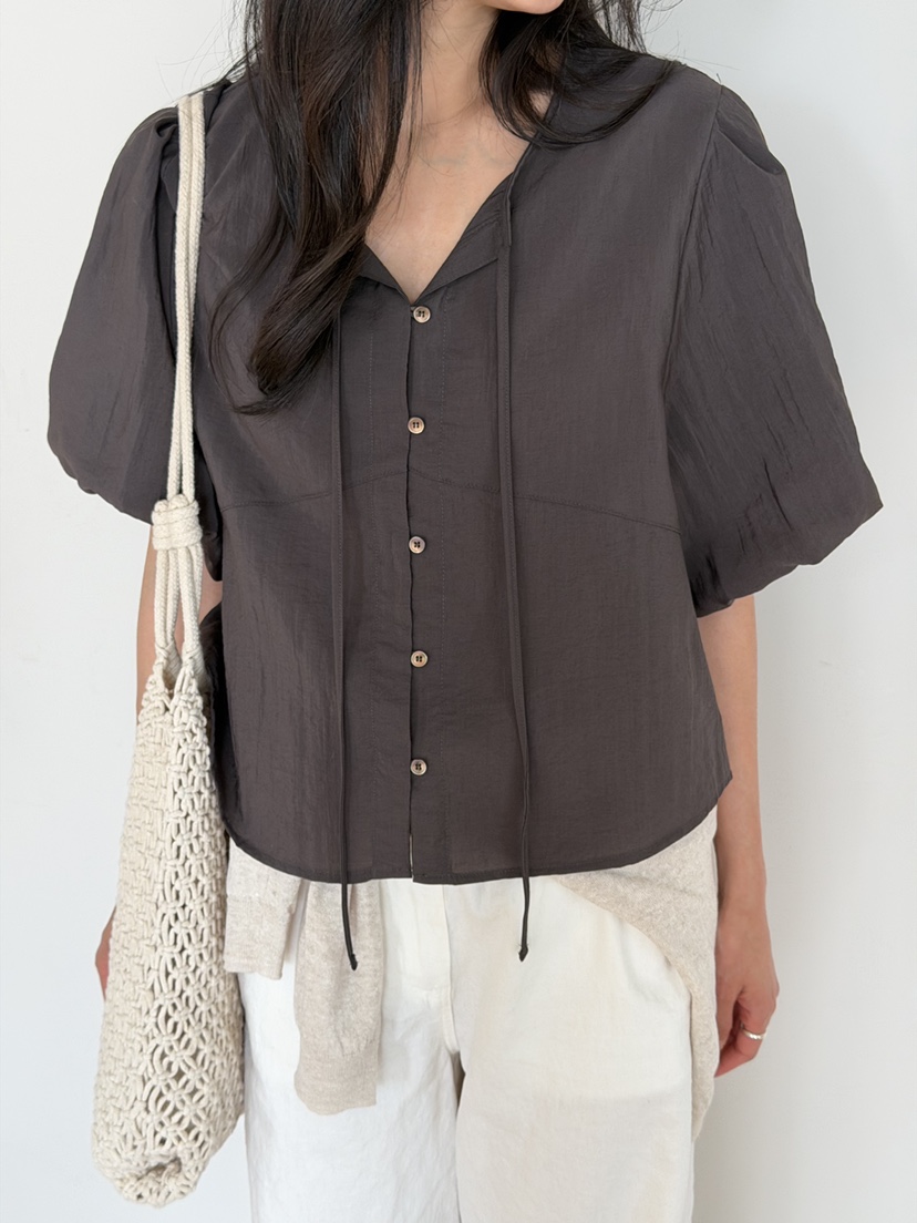 AMY GRACE-A東大門直郵女士新款熱賣26春夏真品襯衫蕾絲衫AMY GRACE-A襯衫/蕾絲衫