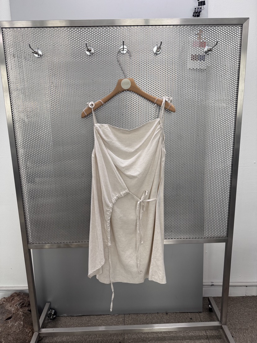 HUE/ERIA韓國代購女裝新款推薦時尚人氣休閑職業熱賣連衣裙HUE/ERIA連衣裙圖色1