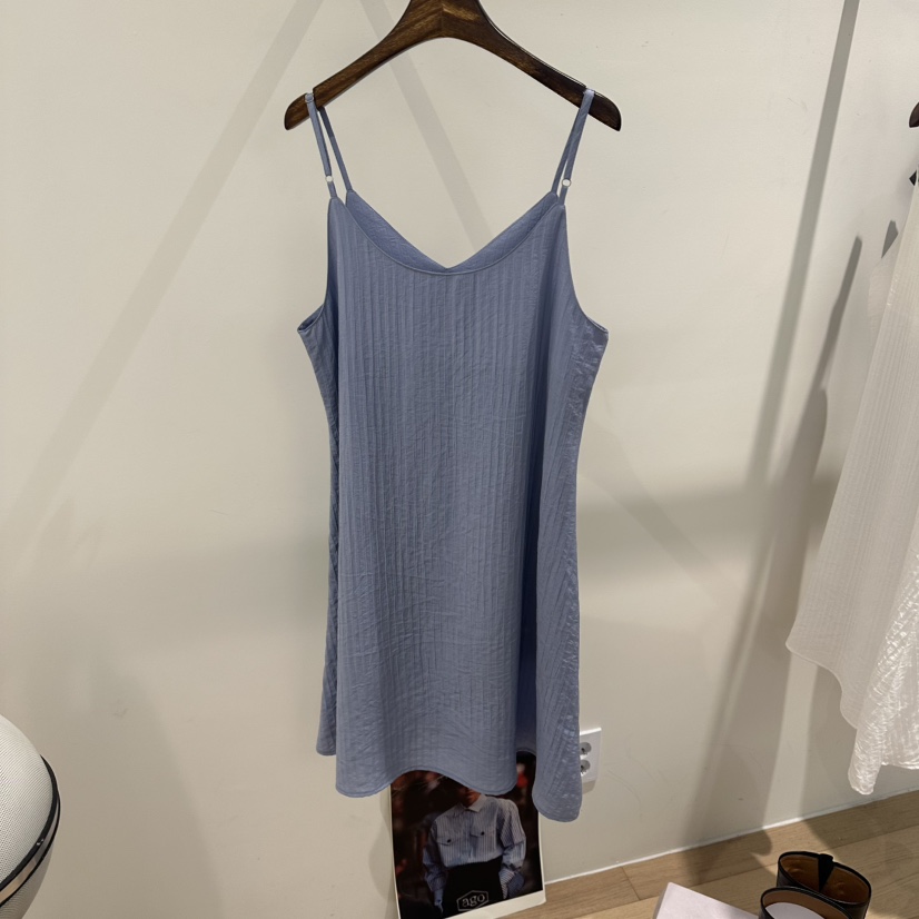 AGO東大門代購女裝新款推薦時尚26春夏職業熱賣真品連衣裙AGO連衣裙