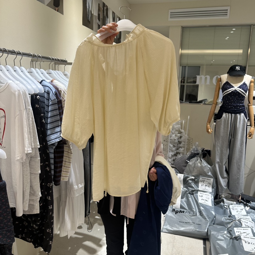 MOREMORE韓國代購女士新款26春夏休閑推薦襯衫蕾絲衫荷葉邊more more襯衫/蕾絲衫