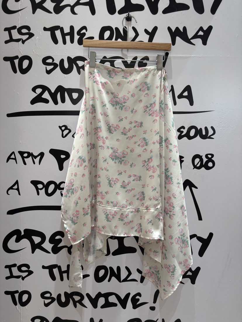 2ND K韓國直郵女士新款職業休閑熱賣推薦26夏季半身裙中短裙2ND K半身裙/中短裙圖色1