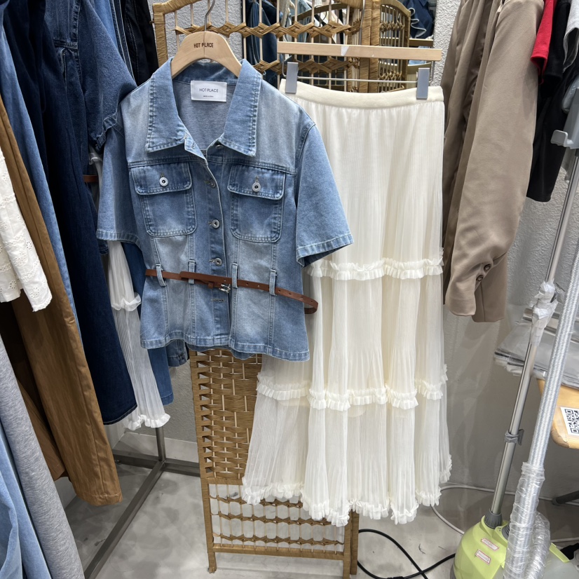 HOT PLACE/DREAM GIRIS/HOT ISSUE東大門實拍女士新品時尚套裝包含腰帶套裝HOT PLACE/DREAM GIRIS/HOT ISSUE套裝圖色1