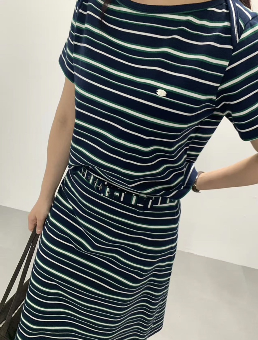 J CRANE-A東大門實拍女裝新款時尚職業熱賣套裝套裝條紋J CRANE套裝圖色3