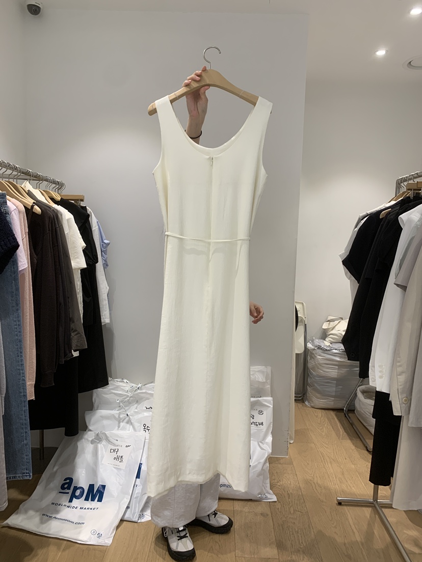 OUR-A/NOVAE韓國直郵女裝新款休閑推薦時尚連衣裙含腰繩OUR/NOVAE連衣裙