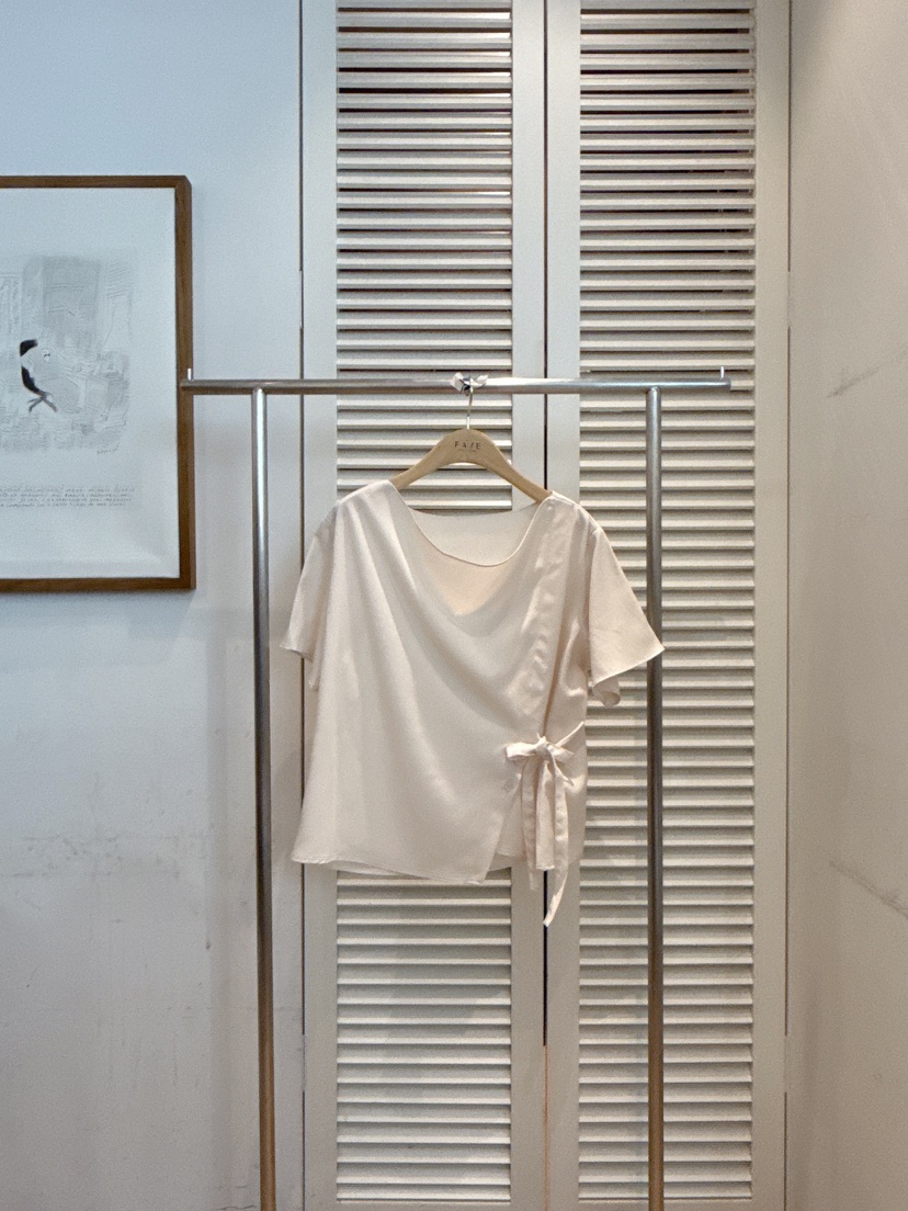 FAVE-L韓國東大門直郵女裝新款人氣26夏季熱賣襯衫蕾絲衫FAVE-L襯衫/蕾絲衫圖色1