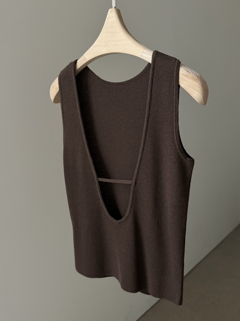 LOWBURN韓國東大門直郵女裝新款職業26夏季推薦26春夏吊帶背心LOWBURN吊帶/背心