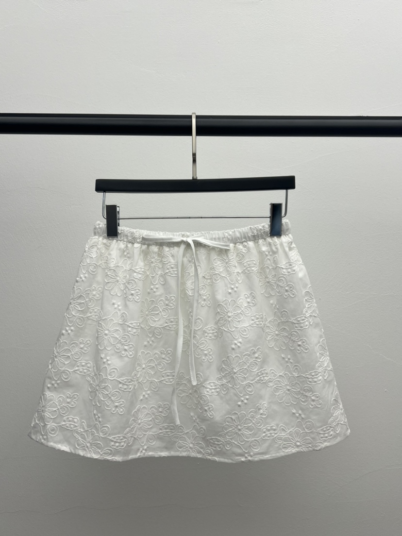 BLACK PIG東大門實拍女士新品推薦時尚休閑人氣短裙蕾絲VIVIAN_LEE短裙