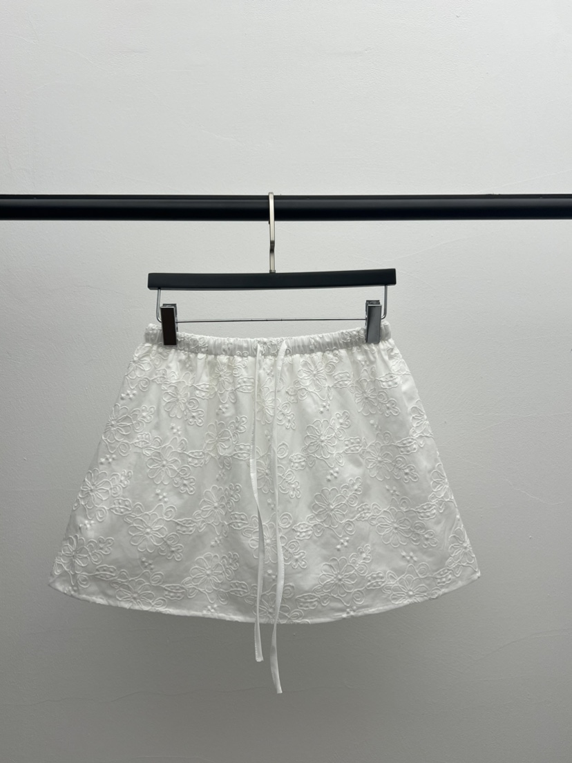 BLACK PIG東大門實拍女士新品推薦時尚休閑人氣短裙蕾絲VIVIAN_LEE短裙