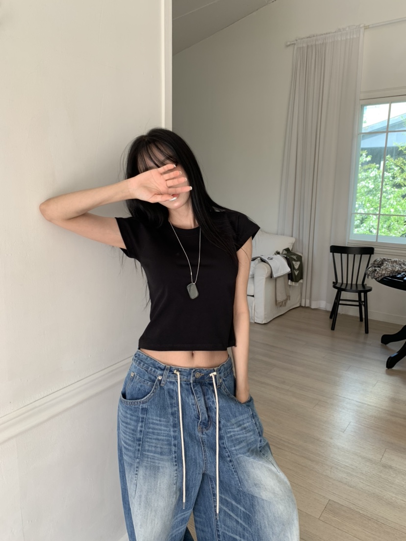 BADCALM韓國直郵女士新款26春夏推薦休閑熱賣職業人氣T恤BADCALMT恤