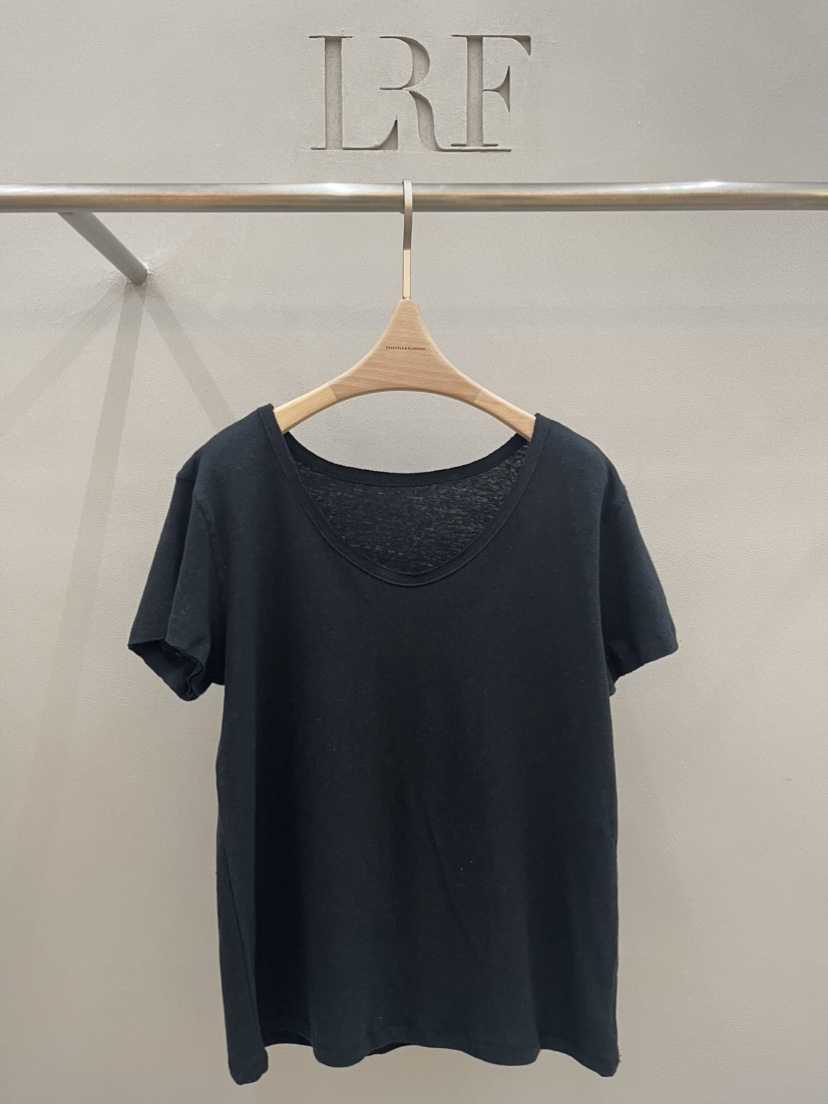 PLUS HONG-P東大門直郵女裝新品真品人氣職業熱賣休閑T恤LORA FAMILY/PLUS HONGT恤圖色3