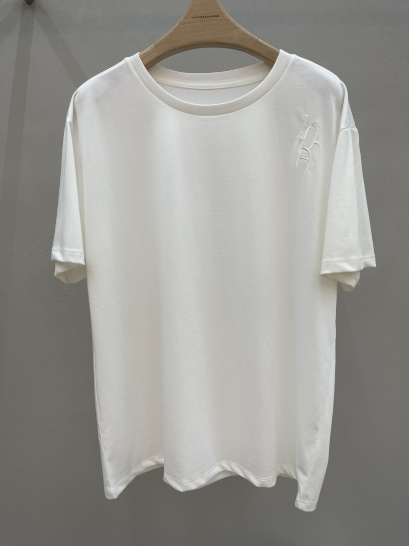 PLUS HONG-P韓國代購女士新款推薦時尚熱賣休閑26夏季T恤LORA FAMILY/PLUS HONGT恤