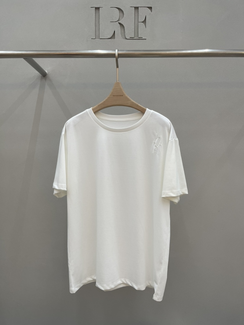 PLUS HONG-P韓國代購女士新款推薦時尚熱賣休閑26夏季T恤LORA FAMILY/PLUS HONGT恤圖色1