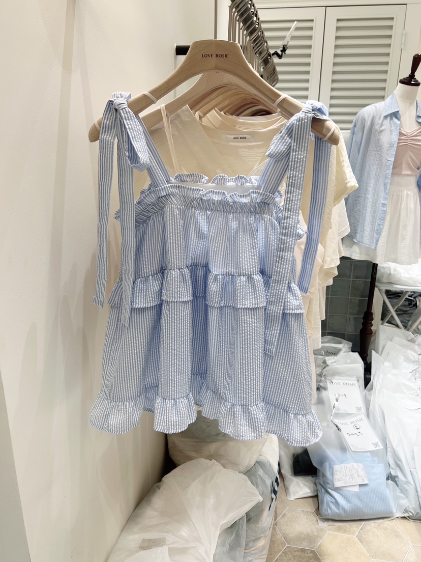 LOVE ROSIE韓國東大門代購女士新品推薦職業26春夏吊帶背心緞LOVE ROSIE吊帶/背心圖色1