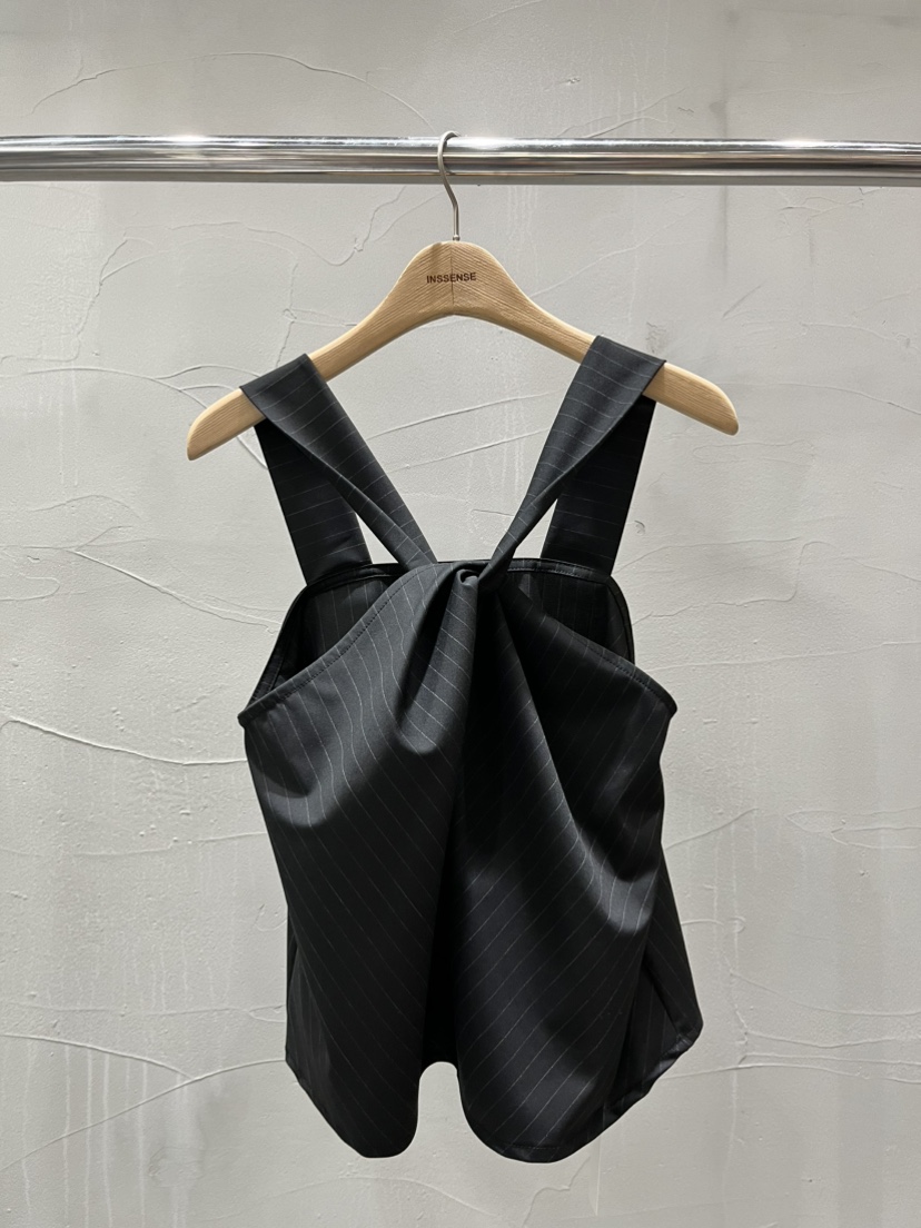 INSSENSE-A東大門代購女裝新款推薦26春夏時尚熱賣吊帶背心INSSENSE-A吊帶/背心圖色1
