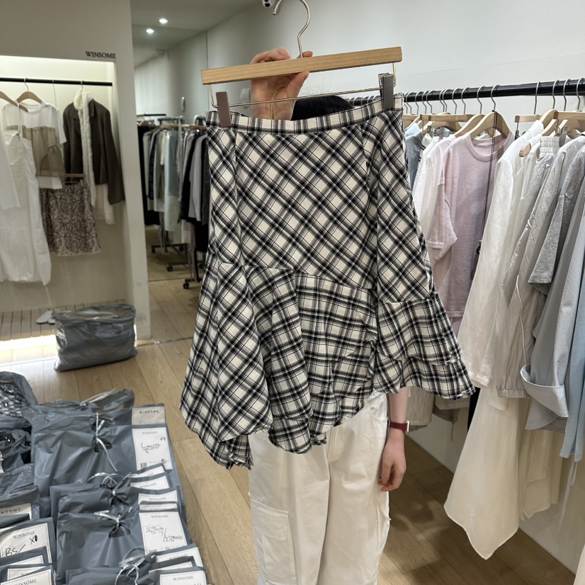 WINSOME東大門實拍韓國女士新品時尚半身裙中短裙不對稱格子WINSOME半身裙/中短裙