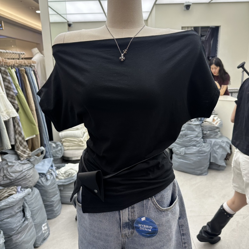 I MFACT韓國直郵實拍女裝新款職業時尚T恤不對稱褶皺露肩I MFACTT恤圖色2
