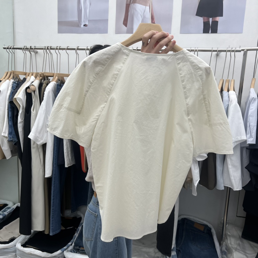 MOI-A韓國東大門直郵女士新款26夏季職業熱賣襯衫蕾絲衫MOI-A襯衫/蕾絲衫