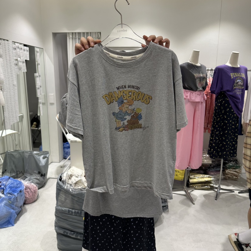 COMBO東大門實拍韓國女裝新款職業26夏季推薦人氣時尚T恤COM_BOT恤圖色2