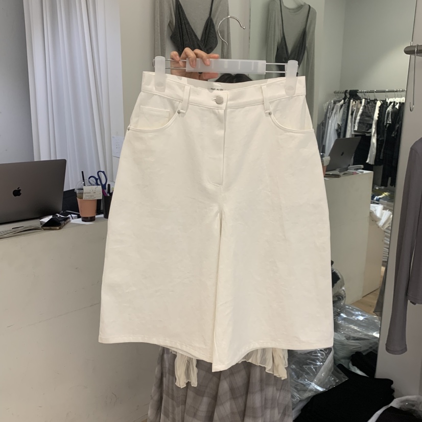 AUBE韓國直郵女裝新款人氣職業熱賣26夏季26春夏推薦短褲AUBE短褲圖色1