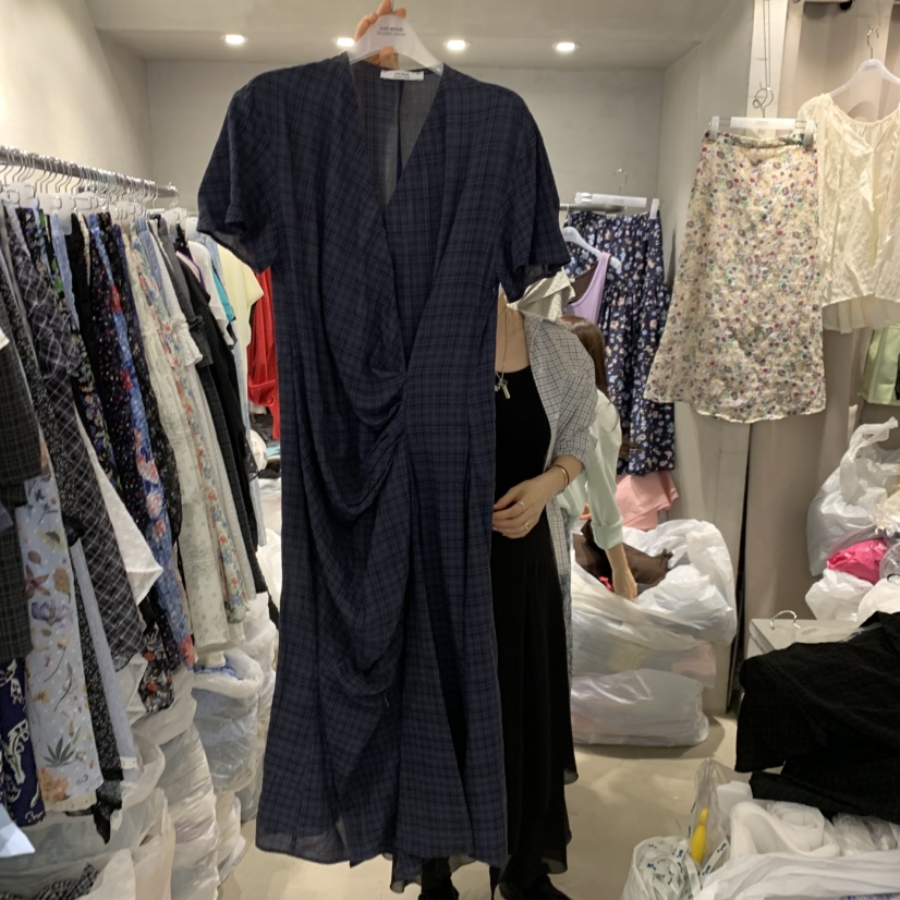 LOGROAD韓國東大門直郵女士新品26夏季26春夏時尚職業連衣裙LOG ROAD連衣裙圖色1