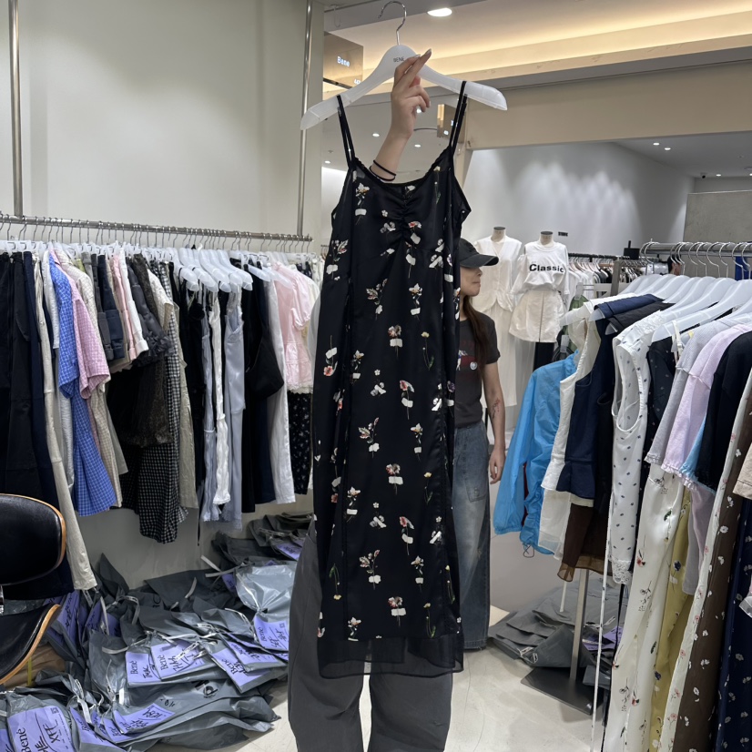 BENE韓國東大門代購女士新品人氣熱賣26春夏職業連衣裙緞BENE連衣裙圖色3