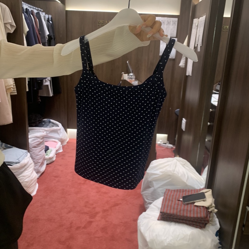 PEANUT BUTTER韓國直郵女士新品職業熱賣人氣26夏季吊帶背心PEANUT BUTTER吊帶/背心