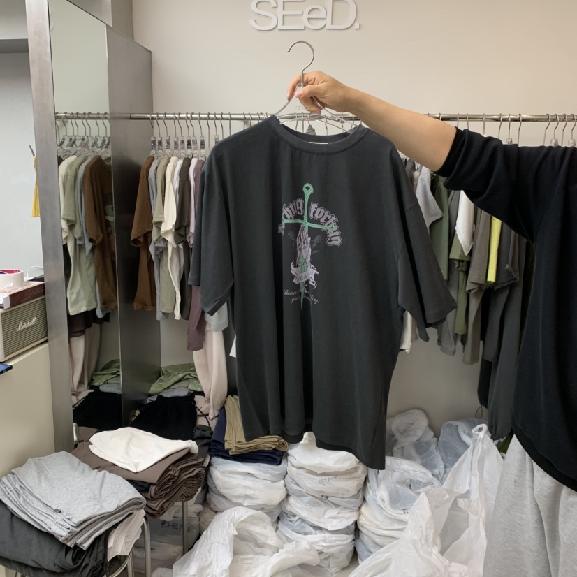 LEESEED-A東大門實拍韓國女士新品熱賣推薦休閑時尚職業T恤SEeD/LEESEEDT恤圖色2