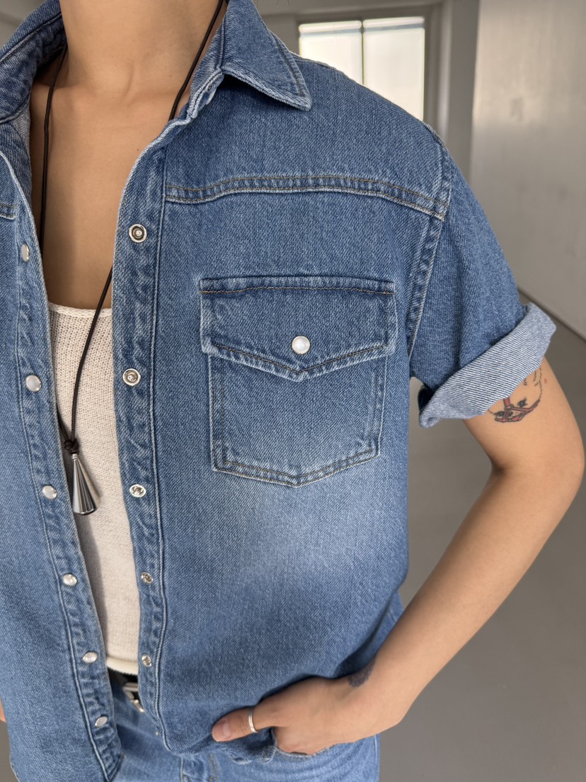 LIMLIMLIM東大門實拍韓國女裝新品職業推薦時尚襯衫蕾絲衫LIM LIM LIM襯衫/蕾絲衫