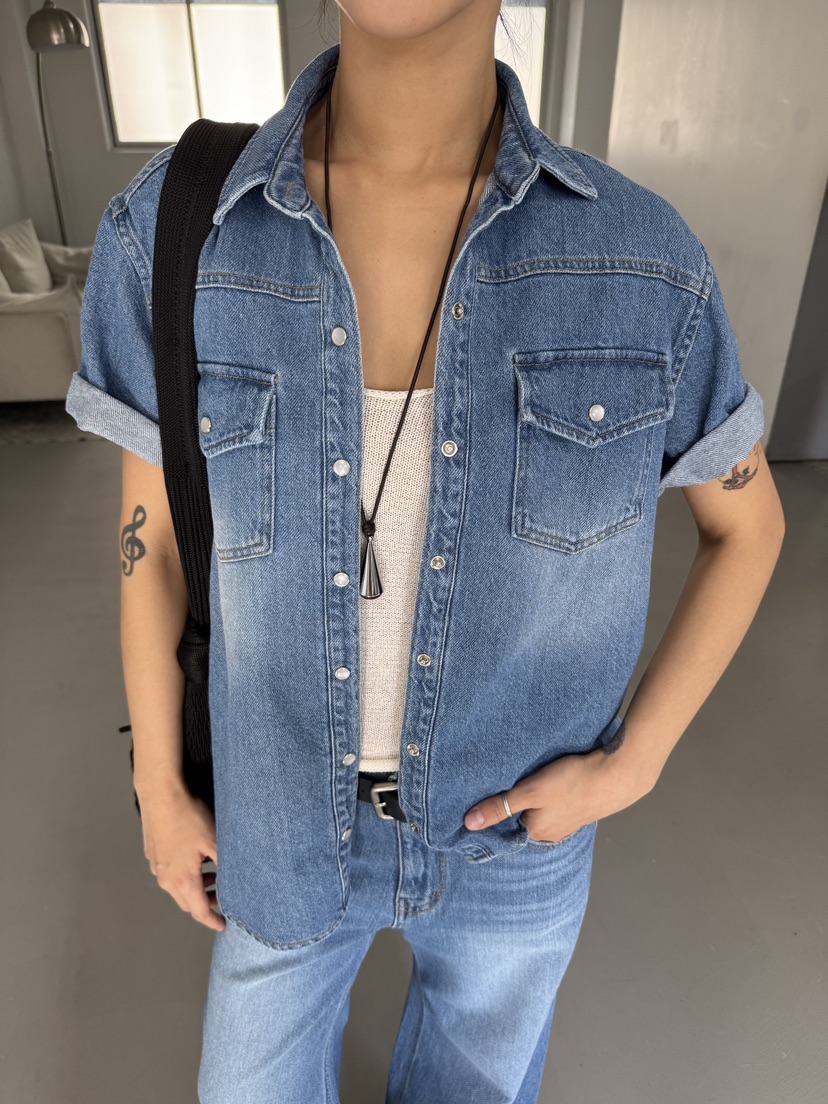 LIMLIMLIM東大門實拍韓國女裝新品職業推薦時尚襯衫蕾絲衫LIM LIM LIM襯衫/蕾絲衫圖色2深色