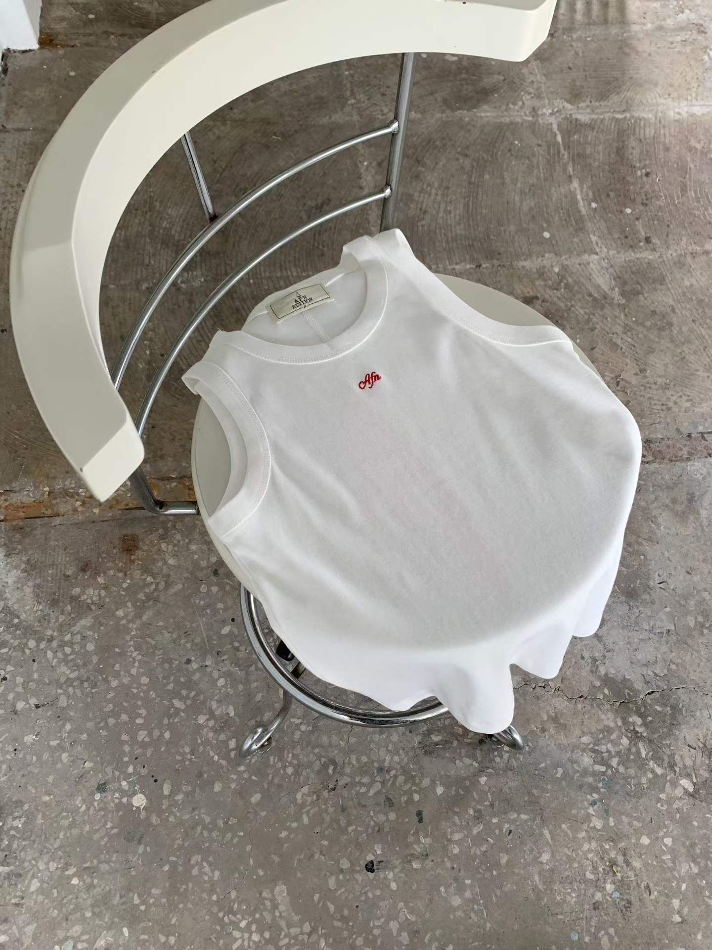 A Flan韓國直郵實拍女裝新品時尚熱賣休閑26夏季吊帶背心刺繡AFN/FLAN EDITION吊帶/背心圖色1