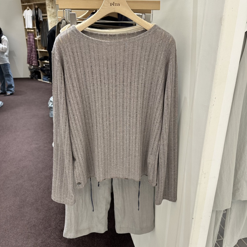 PITA/THEVERLIN韓國東大門直郵女裝新款26夏季長袖T恤亞麻紐扣PITA/THEVERLIN長袖T恤圖色2