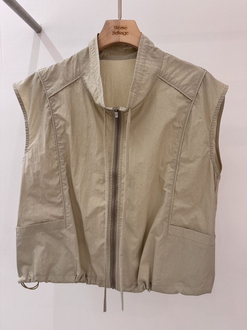 WEAUE SELVAGE韓國東大門代購女裝新款熱賣推薦時尚馬甲Weave Selvage馬甲圖色2