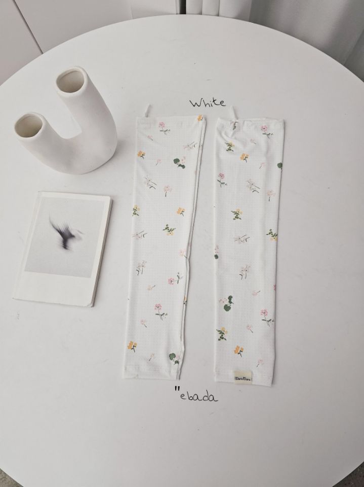 EBADA東大門實拍韓國女士新品職業時尚26春夏26夏季手套花朵EBADA手套圖色1