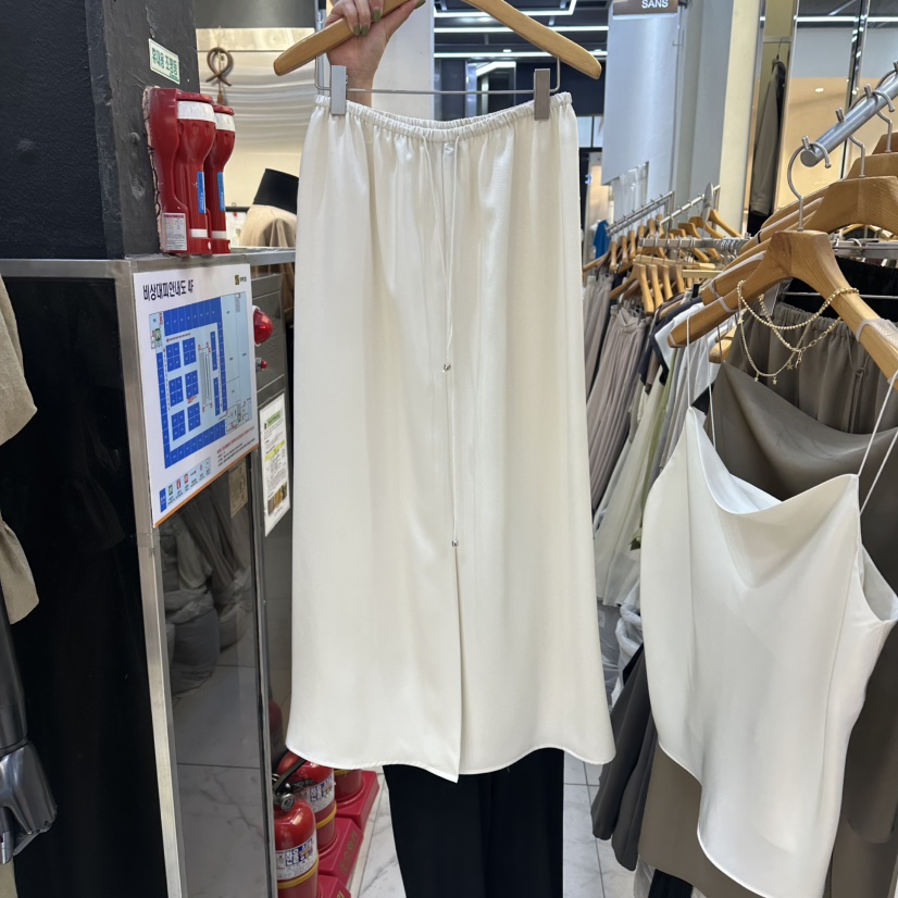 SANS韓國直郵女裝新品26春夏真品職業熱賣休閑推薦時尚長裙SANS長裙圖色1