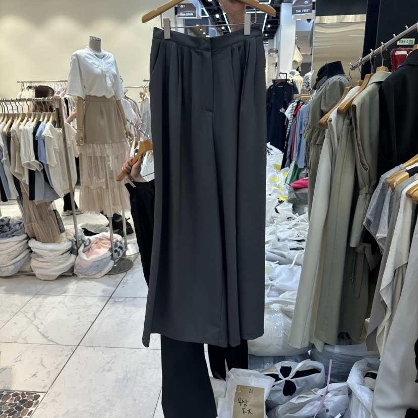 SANS韓國東大門直郵女裝新款休閑時尚職業推薦休閑褲褶裥SANS休閑褲圖色3墨色