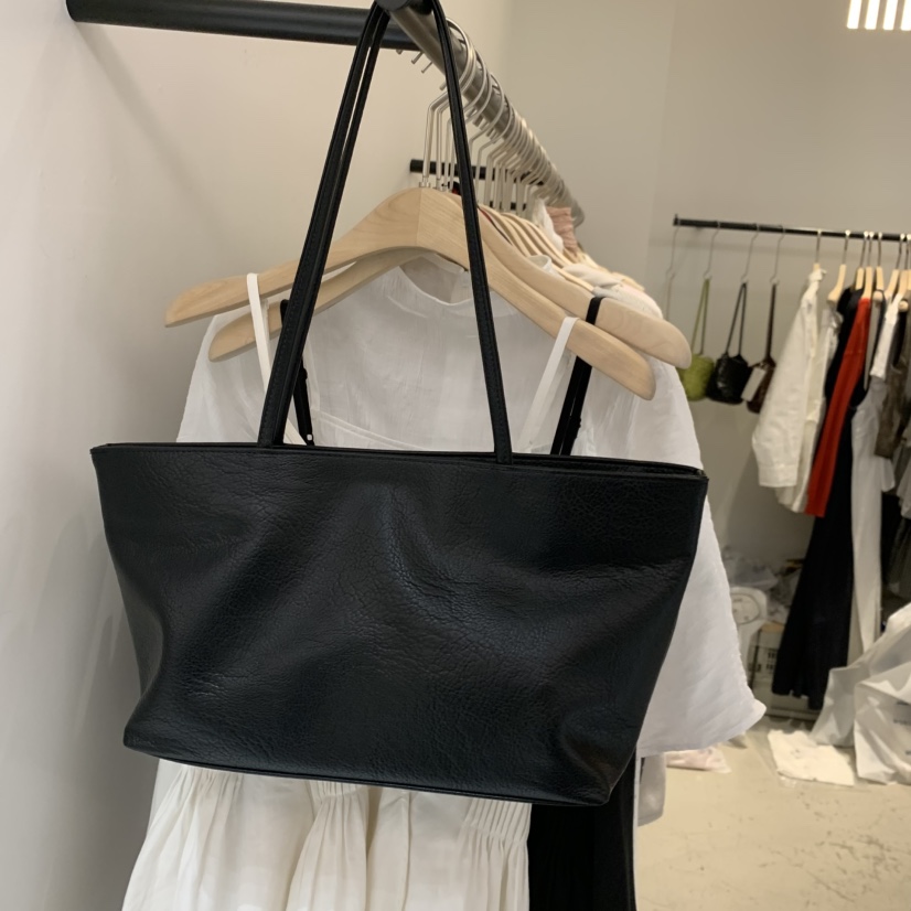 PLATE韓國代購女裝新款熱賣推薦休閑人氣真品單肩斜跨包皮革PLATE單肩/斜跨包圖色1