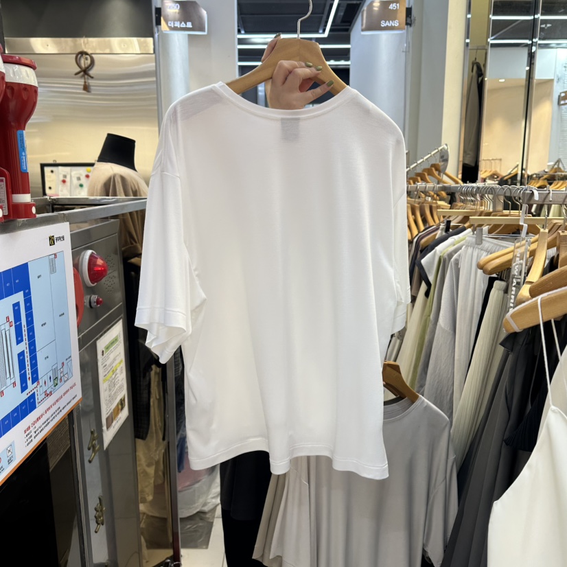 SANS韓國直郵女士新品26夏季職業熱賣人氣時尚26春夏T恤莫代爾SANST恤