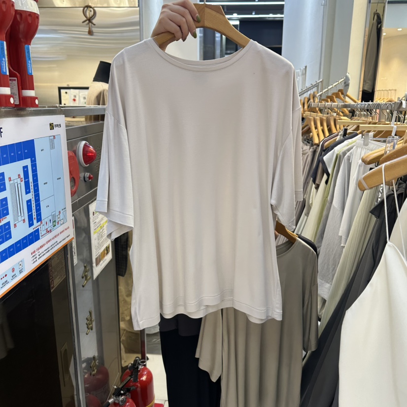 SANS韓國直郵女士新品26夏季職業熱賣人氣時尚26春夏T恤莫代爾SANST恤圖色2