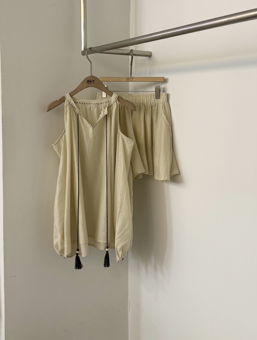 TWENTY FOUR SEVEN24-7韓國東大門直郵女裝新品26春夏套裝TEWNTY FOUR SEVEN24-7套裝圖色2